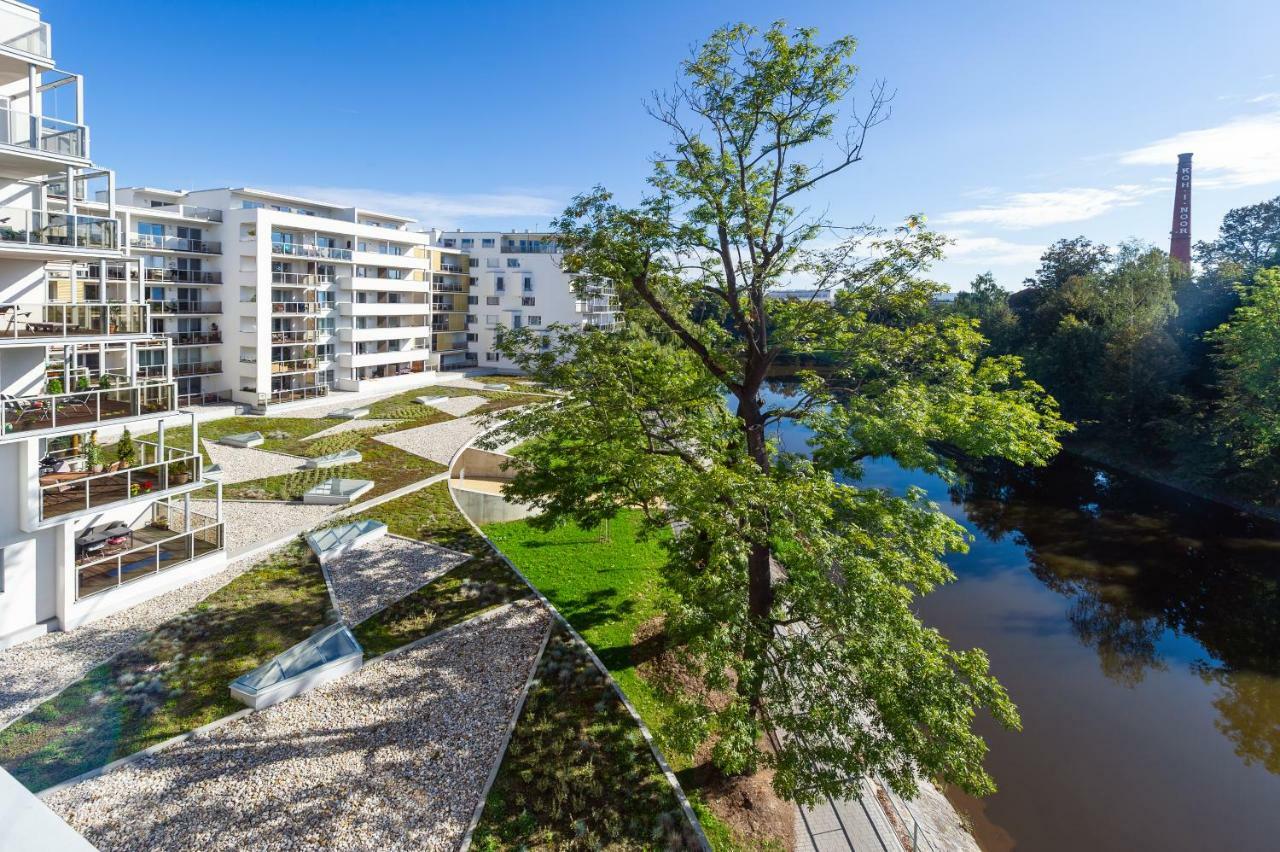 Riverside Apartments تشيسكي بوديوفيتسه المظهر الخارجي الصورة